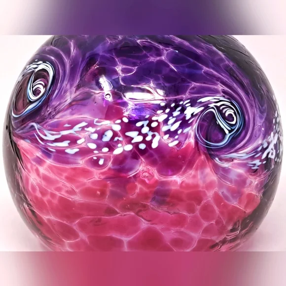 Kitras Art Glass Oil Lamp - Picture 5 of 5